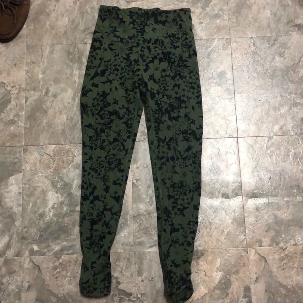 Printed lululemon leggings